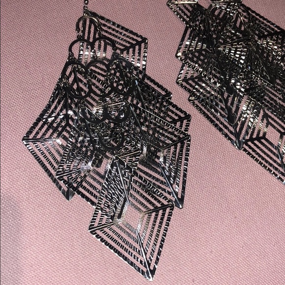 Silver drop down glamour fancy earrings - Picture 5 of 7